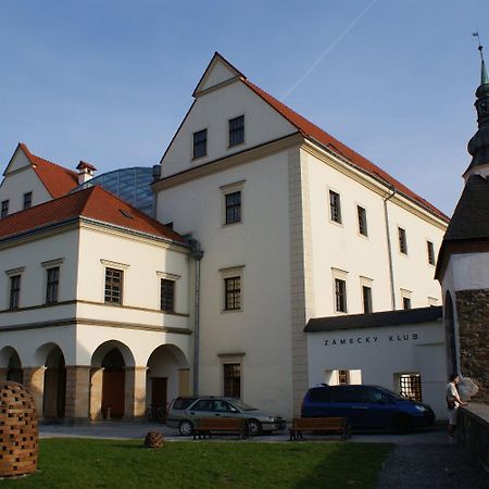 Zamecky Hotel Zlaty Orel Hranice  Dış mekan fotoğraf