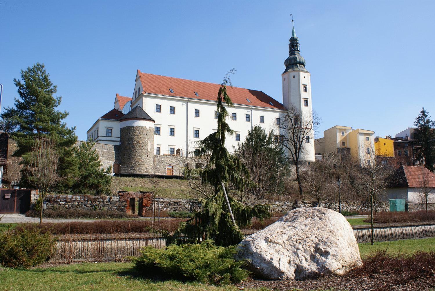 Zamecky Hotel Zlaty Orel Hranice  Dış mekan fotoğraf